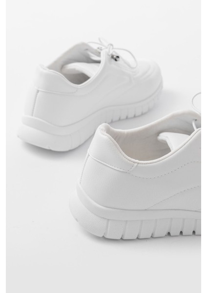 K-504 Beyaz Bağcıklı Desenli Günlük Spor Ayakkabı fırsatları
