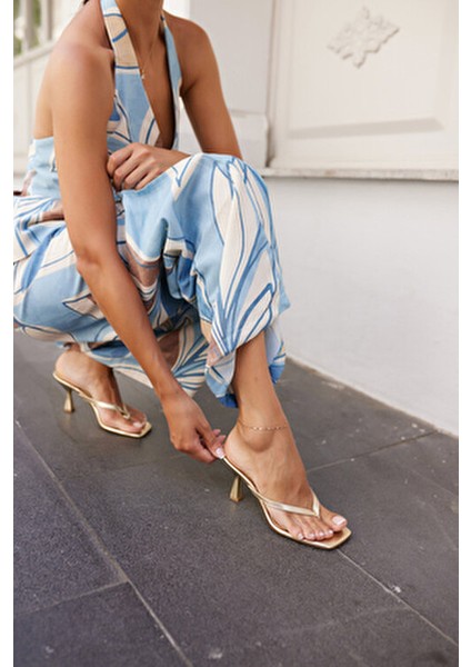 Mist Kadın Gold Altın Parmak Arası Detay Topuklu Terlik