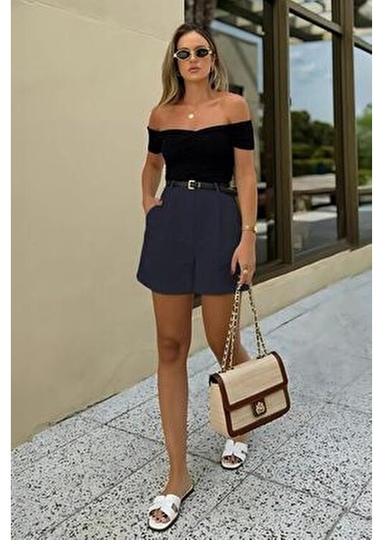 Lacivert Pileli Kadın Şort MG2518 fırsatları