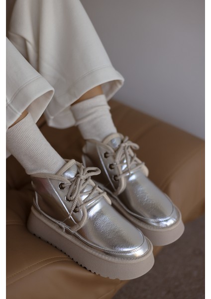 Hugo Bağcıklı Kalın Tabanlı Içi Kürklü Kadın Bot - Gümüş fiyatları