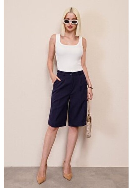 Lacivert Pileli Kadın Bermuda Şort MG2483 fiyatları
