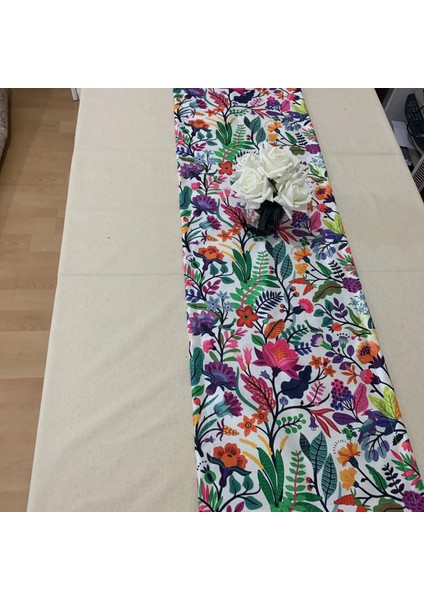 Çiçek Bahçesi Desenli Runner, Yüksek Kaliteli Dijital Baskılı Runner, Dayanıklı, Modern Tasarım 40X150 cm fırsatları