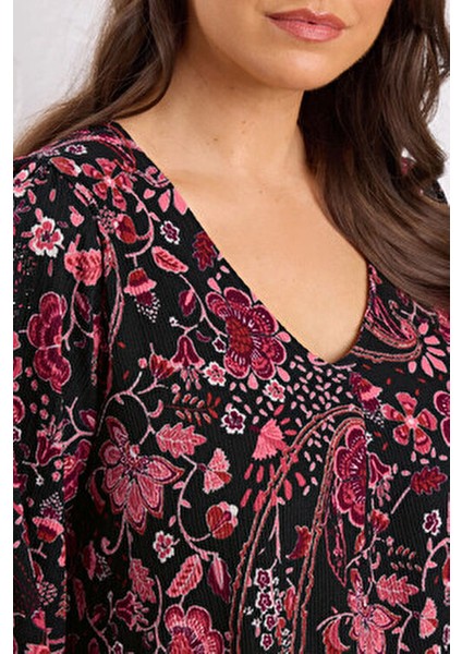 Kadın Bluz V Yaka Uzun Kollu İnce Kumaşlı Çiçekli Tasarım Büyük Beden indirimleri