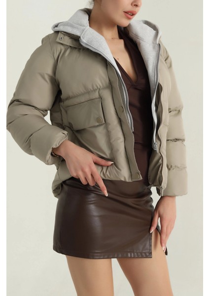 Taş Kapşonlu Şişme Kadın Mont