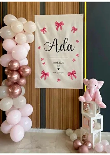 Fuşya Kurdela Fiyonk Temalı Kişiye Özel Büyük Ebat Kumaş Doğum Günü Duvar Örtüsü Panosu Flaması