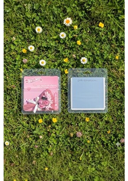 Hot Flowers Aynalı Mini Çiçek Buketi Sevgiliye Özel Hediye Özel Tasarım Love Flowers Aksesuar