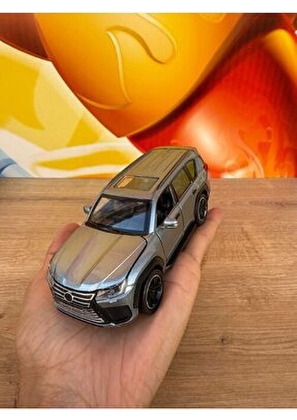 Lexus Jip Diecast Araba Füme Çöl Arabası Lexus 570 Model Diecast Araba Sesli Işıklı Açılan Kapılar