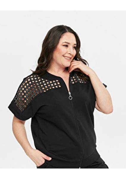 Kadın Büyük Beden Siyah, Roba ve Paça Transparan Detaylı Taş Baskılı Eşofman Takım 65N39089 fırsatları