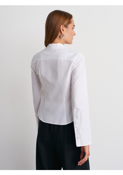 50517 Çan Kollu Vücuda Oturan Gömlek-Beyaz fiyatları