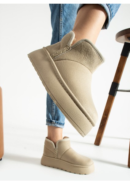 Kadın Kalın Topuklu Kürklü Kısa Bot UG01NAV modelleri