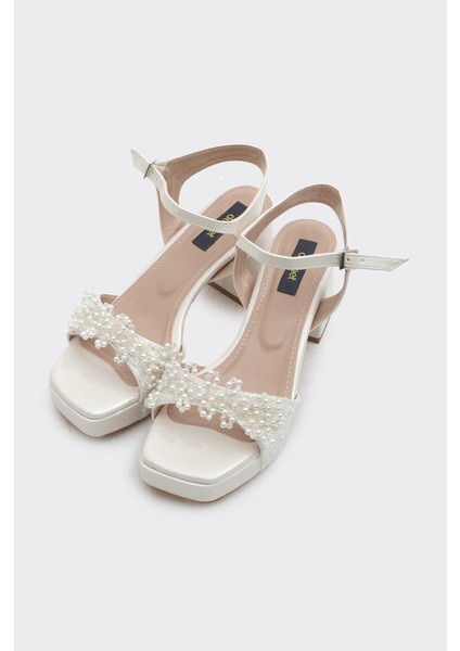 Platformlu Inci Aksesuarlı Kadın Topuklu Ayakkabı fiyatları