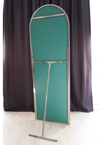 Gümüş Oval Metal Çerçeveli Ayaklı Influencer Boy Aynası 180X60 cm