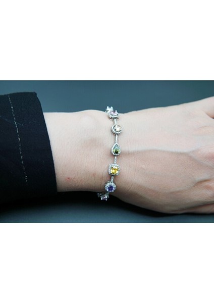 925 Ayar Gümüş 12'li Renkli Zirkon Kadın Bileklik SB00042 fiyatları