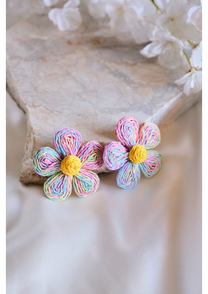 Mavi Mor Hasır Kaplama Sallantılı Papatya Exclusive Küpe