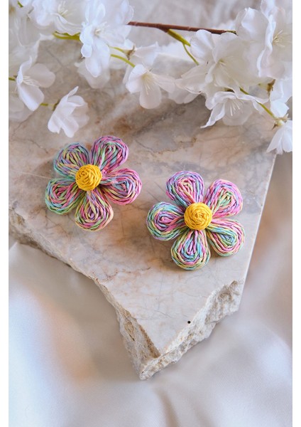 Mavi Mor Hasır Kaplama Sallantılı Papatya Exclusive Küpe modelleri