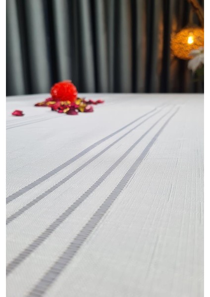 Corvver Dertsiz Masa Örtüsü 155X220 Krem modelleri