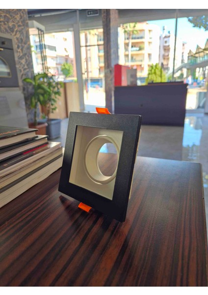 Kare Dekoratif Sıva Altı Kasa
