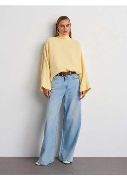 10817 Yumuşak Dokulu Yarasa Kol Triko Kazak-Açık Sarı indirimleri