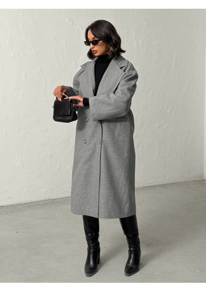 Kadın Düğmeli Yumuşak Dokulu Kaşe Kaban fiyatları