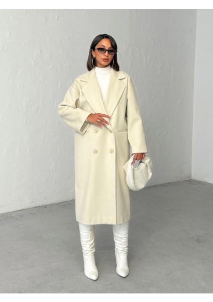 Kadın Düğmeli Yumuşak Dokulu Kaşe Kaban fırsatları