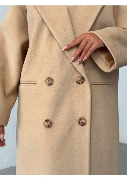 Kadın Düğmeli Yumuşak Dokulu Kaşe Kaban fırsatları