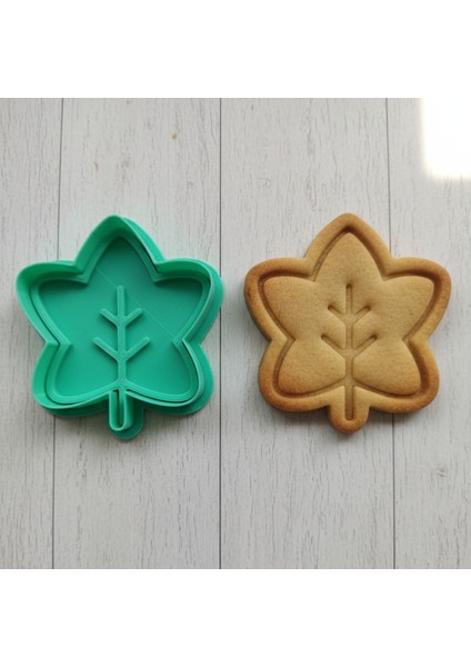 Akçaağaç Yaprağı Kurabiye Kalıbı, Gıda Uyumlu, Sonbahar Temalı, Damarlı Yaprak, Hamur Şekillendirici