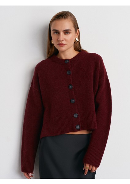 60280 Dik Yaka Düğmeli Yumuşak Dokulu Yırtmaçlı Triko Hırka-Bordo M. modelleri