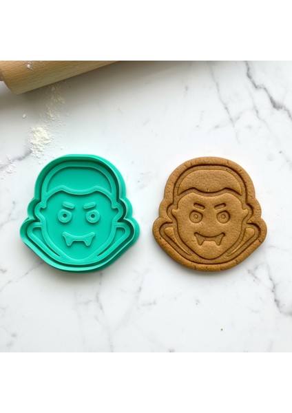 Sempatik Vampir Drakula Figürlü Kurabiye Kalıbı - Şeker Hamuru ve Kil Için Detaylı Damga Seti