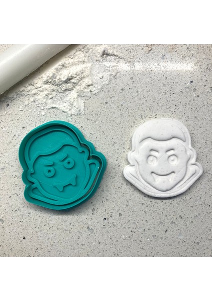 Sempatik Vampir Drakula Figürlü Kurabiye Kalıbı - Şeker Hamuru ve Kil Için Detaylı Damga Seti fiyatları