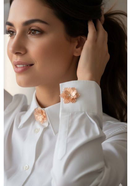 Yeni Trend Bronz Küçük Kristal Detaylı Düğme Kapağı Broş 1 Adet - Crystal Bloom fiyatları