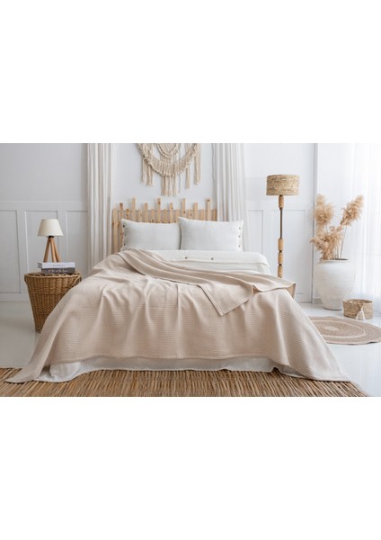 - Çift Kişilik Pike - 210X230 cm - %100 Pamuk Çift Kişilik Pike - Helen