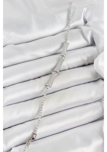 Bfs Pirinç Gümüş Renk Zirkon Taşlı Kemik Model Kadın Bileklik fiyatları