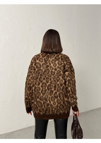 Kadın Leopar Desenli Oversize Kazak indirimleri