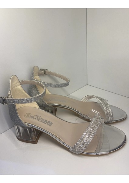 P705 Gümüş Topuklu Ayakkabı fırsatları