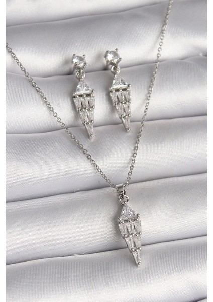 Bfs 316L Çelik Gümüş Renk Zincir Sallantı Zirkon Taş Model Kadın Kolye Küpe Seti