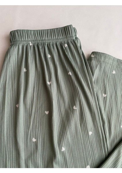 Turkuaz Kalp Desenli Kısa Kollu Kadın Pijama Takımı modelleri