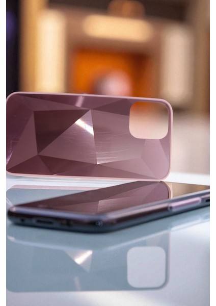 iPhone 12 Pro Max Uyumlu Prizma Kesim Tasarım Kılıf