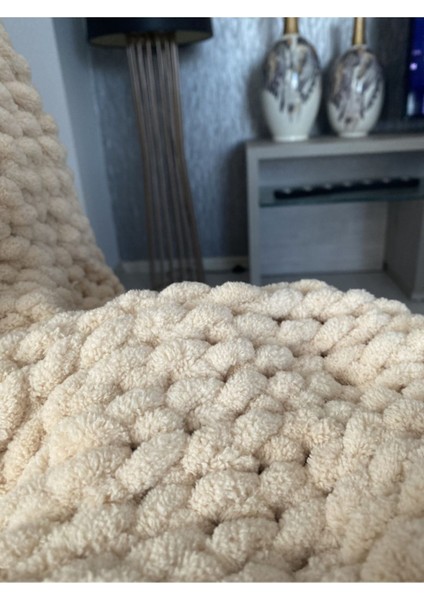 Krem Puffy El Örgüsü Battaniye fiyatları