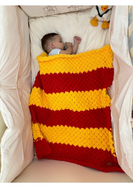 Sarı Kırmızı Puffy Taraftar Battaniye fiyatları