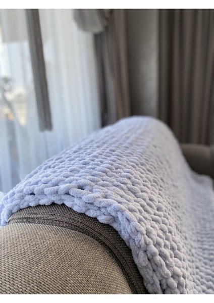 Açık Gri Puffy El Örgüsü Battaniye