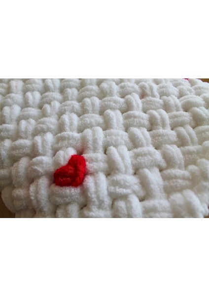 Sevgililer Gününe Özel Puffy Tek Kişilik Beyaz Battaniye fiyatları