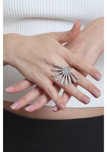 Kadın Ayarlanabilir Güneş Formlu Yüzük fiyatları