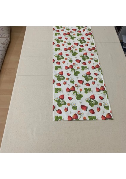 Çilek Desenli Runner, Duck Kumaş Runner, Su ve Leke Itici | Dayanıklı, Modern Tasarım 40X145 cm fiyatları