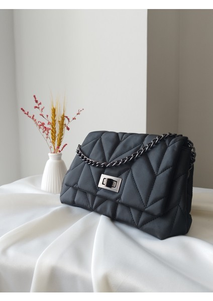 Zincir Askılı Zigzag Desen Siyah Kadın El, Omuz, Clutch Çanta fiyatları
