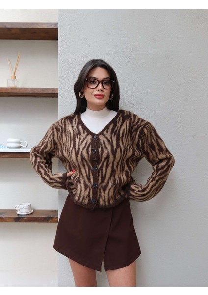 Zebra Desen Düğmeli Hırka fiyatları