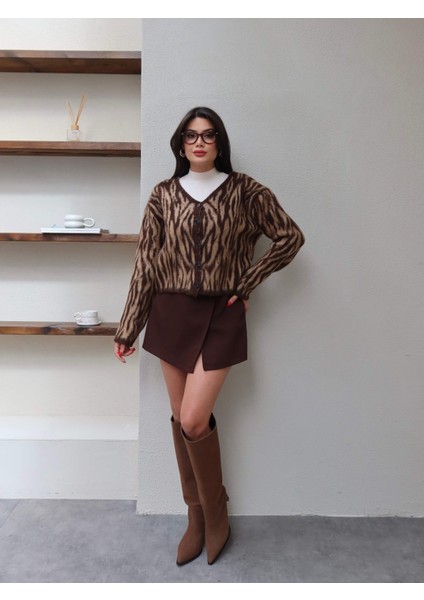 Zebra Desen Düğmeli Hırka fırsatları