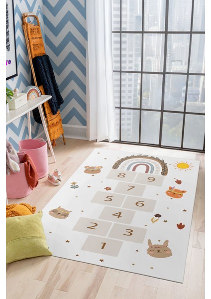 Hayvan Desenli Sek Sek Temalı Yıkanabilir Çocuk Odası Halısı