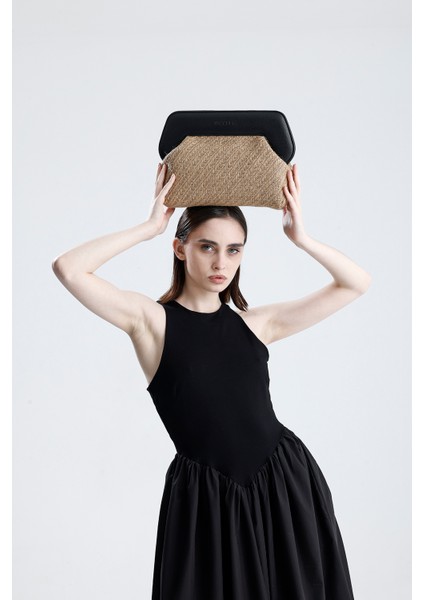Kadın Siyah Çerçeveli Balık Sırtı Jüt Clutch El Çantası