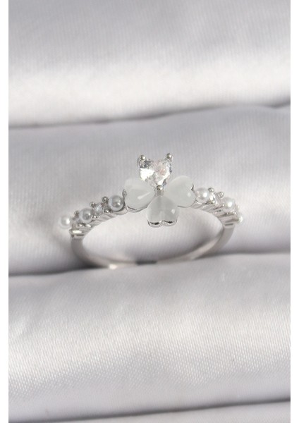 Bfs Pirinç Gümüş Renk Zirkon Taşlı Yonca Model Inci Detay Ayarlanabilir Yüzük