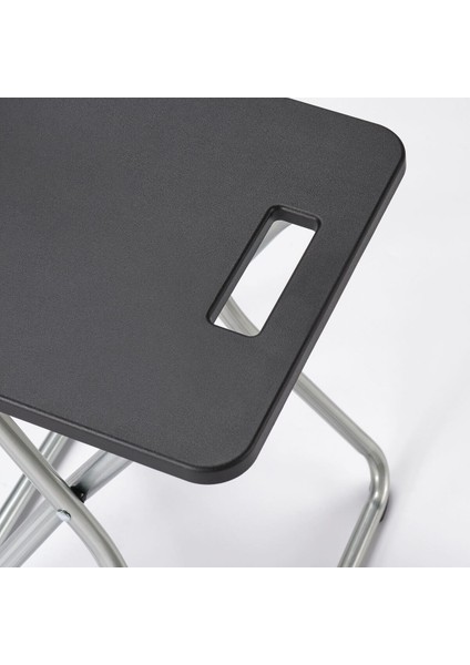 Katlanır Tabure, Siyah fırsatları